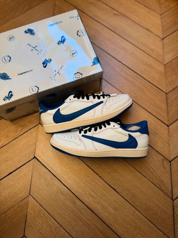 Air jordan 1 low travis scott fragment 2.0