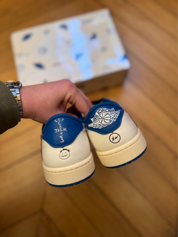 Air jordan 1 low travis scott fragment 2.0 2