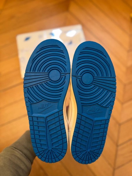 Air jordan 1 low travis scott fragment 2.0