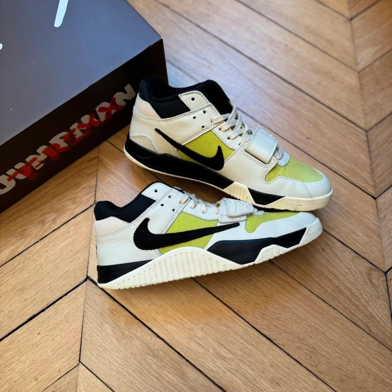 Jordan Jumpman Jack TR travis scott bright cactus Muslin 2