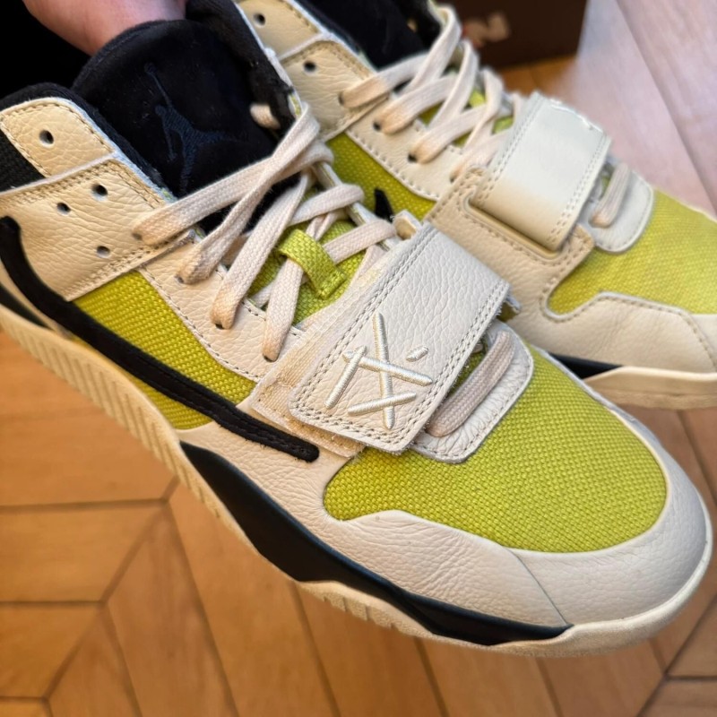Jordan Jumpman Jack TR travis scott bright cactus Muslin 2
