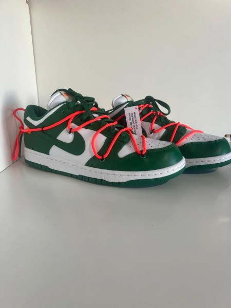 Nike dunk low x Off-White Pine green