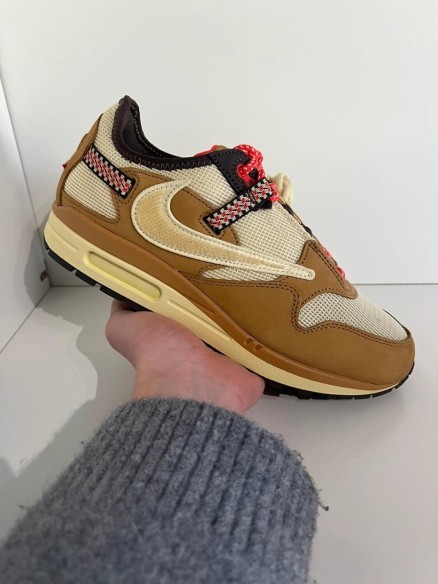 Nike air max 1 travis scott cactus jack wheat lemon drop