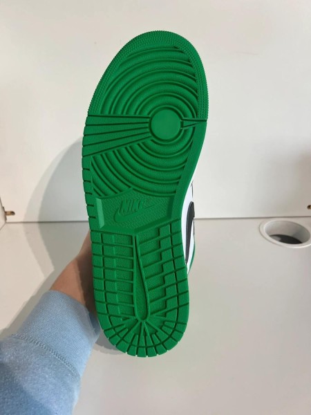 Nike air Jordan 1 Lucky Green