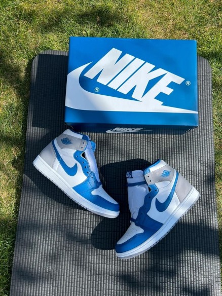 Nike air jordan 1 high true blue