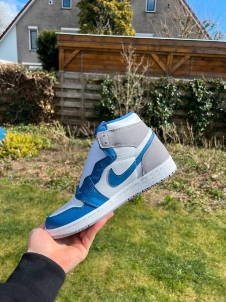 Nike air jordan 1 high true blue