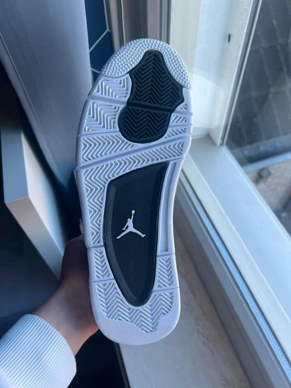 Nike air jordan 4 Fear 2