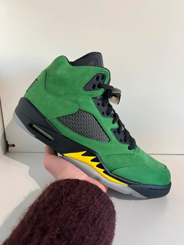 Nike air jordan 5 oregon SE