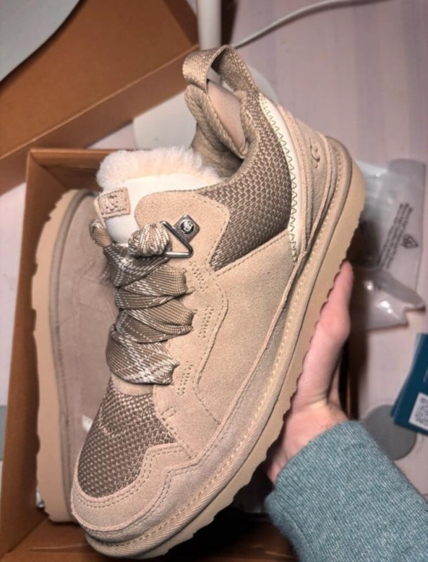 UGG lowmel dune taille 37