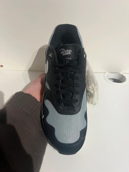 Nike air max 1 Patta Black (With bracelet)