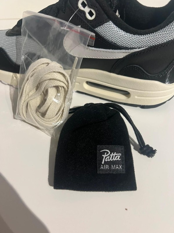 Nike air max 1 Patta Black (With bracelet) 2