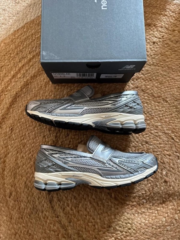 New Balance 1906L Silver - taille 41,5 2