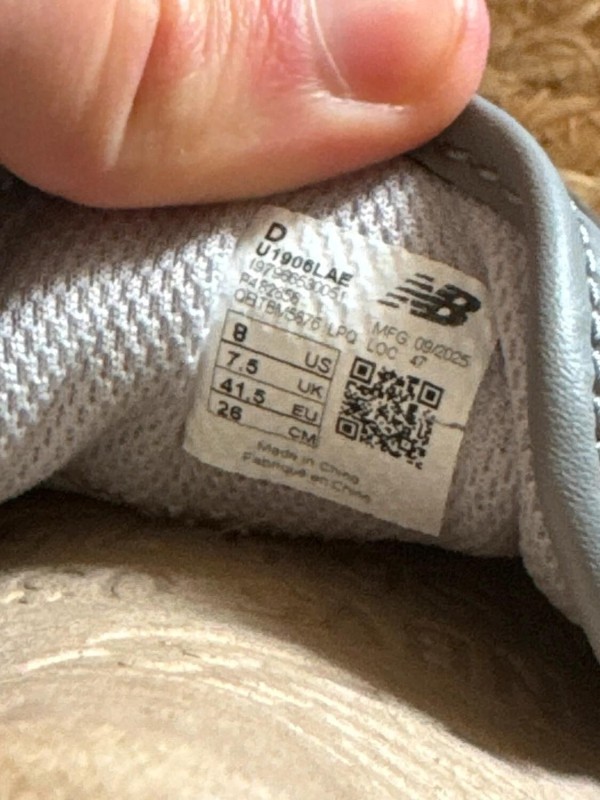 New Balance 1906L Silver - taille 41,5 2