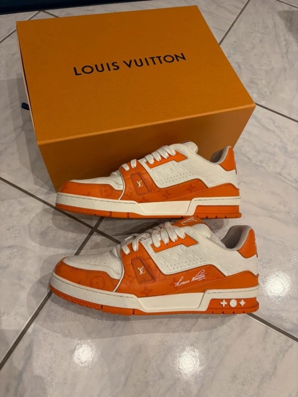 Louis Vuitton LV Trainer Signature 54 Orange Blanche taille 9 44-44,5