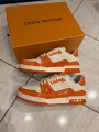 Louis Vuitton LV Trainer Signature 54 Orange Blanche taille 9 44-44,5