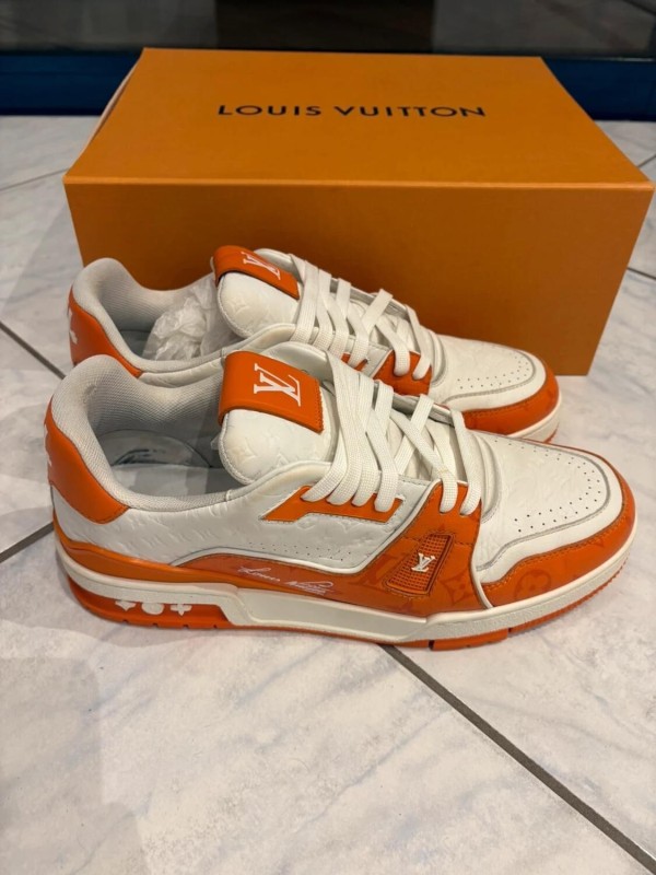 Louis Vuitton LV Trainer Signature 54 Orange Blanche taille 9 44-44,5 2