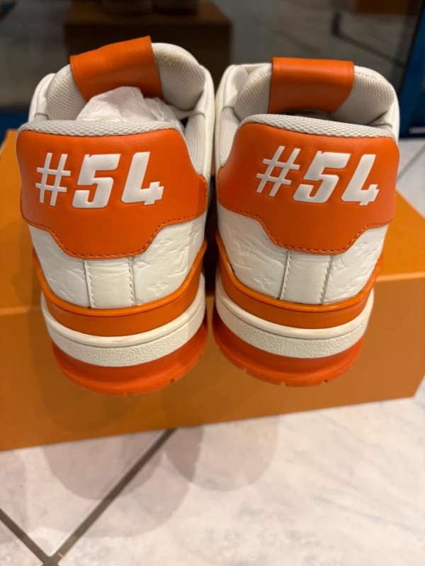 Louis Vuitton LV Trainer Signature 54 Orange Blanche taille 9 44-44,5 2