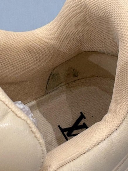Louis Vuitton LV Trainer Triple Beige taille 8 43