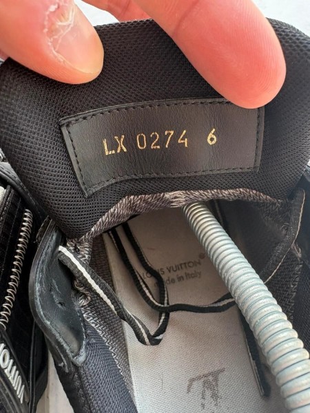Louis vuitton lv trainer waterproof noir gris taille 6 40-41