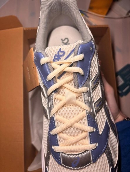 asics 1130 cream blueberry taille 46,5