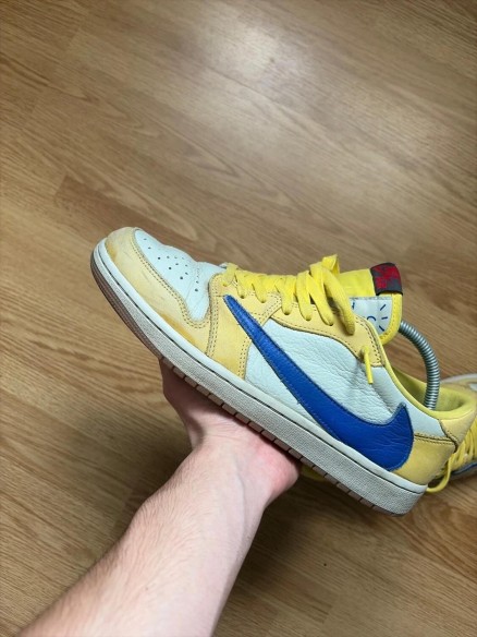Nike air jordan 1 low Travis canary