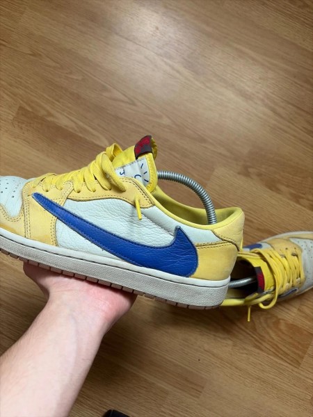 Nike air jordan 1 low Travis canary