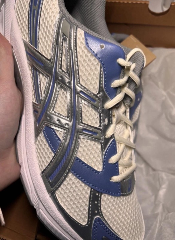 asics 1130 cream blueberry taille 46,5 2