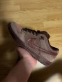 Nike sb city of love burgundy