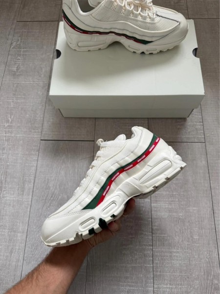 Air Max 95 Undefeated Sail