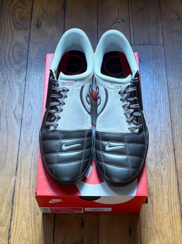 Nike total 90 3 foot football futsal graphite grey white blanc gris 45,5 2