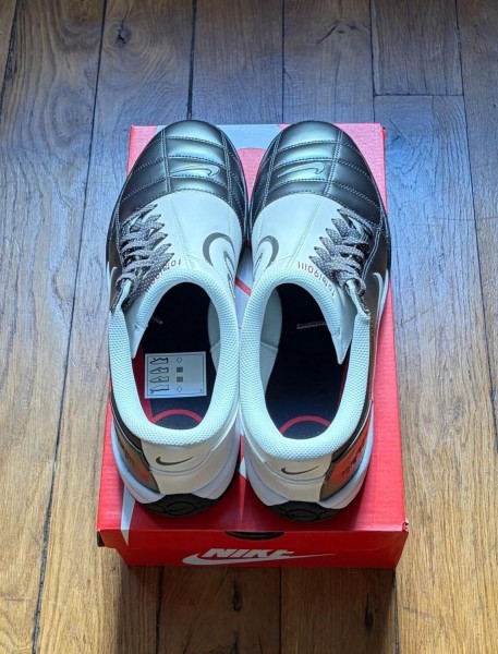Nike total 90 3 foot football futsal graphite grey white blanc gris 45,5