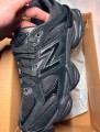 New Balance 9060 Triple Black Patent taille 38,5