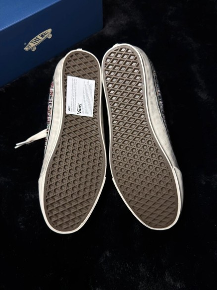 Vans old skool premium charms black grey - taille 46
