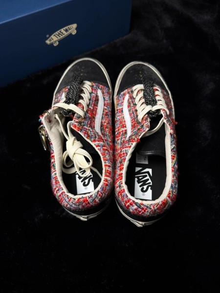 Vans old skool premium charms red black - taille 45
