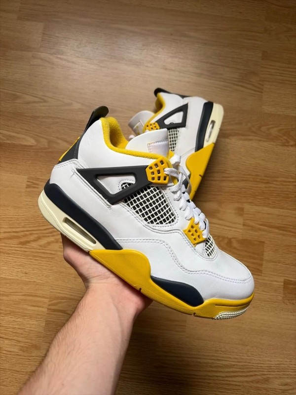 Nike air jordan 4 vivid sulfur jaune blanche