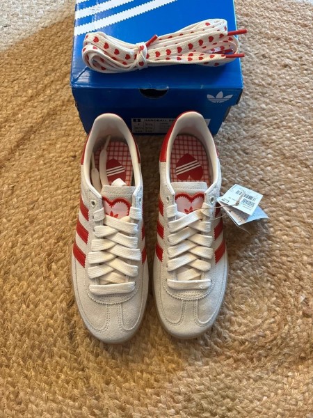 Adidas handball spezial valentines day 2026 - taille 38,5