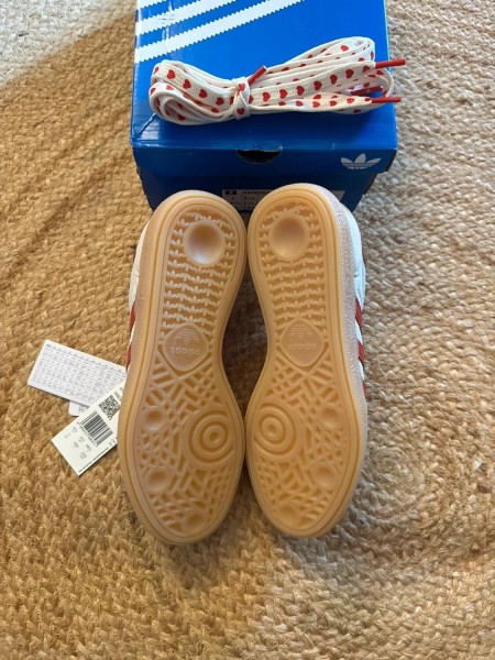Adidas handball spezial valentines day 2026 - taille 38,5