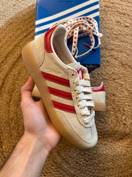 Adidas handball spezial valentines day 2026 - taille 39