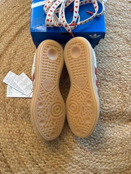 Adidas handball spezial valentines day 2026 - taille 39