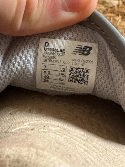 New balance 1906L Silver - taille 40