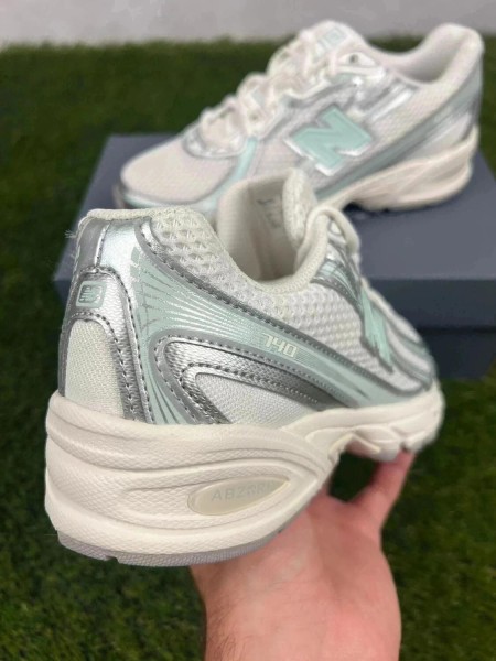 New Balance 740 Metallic Pearl 37