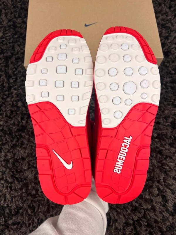 Nike Air Max 1 SP Jacquemus Rouge Taille 43 2