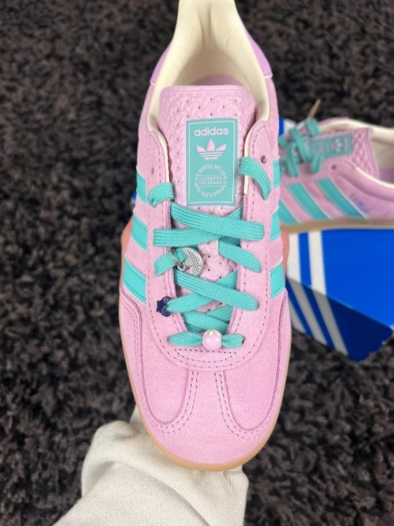 adidas gazelle lilas vert menthe taille 40