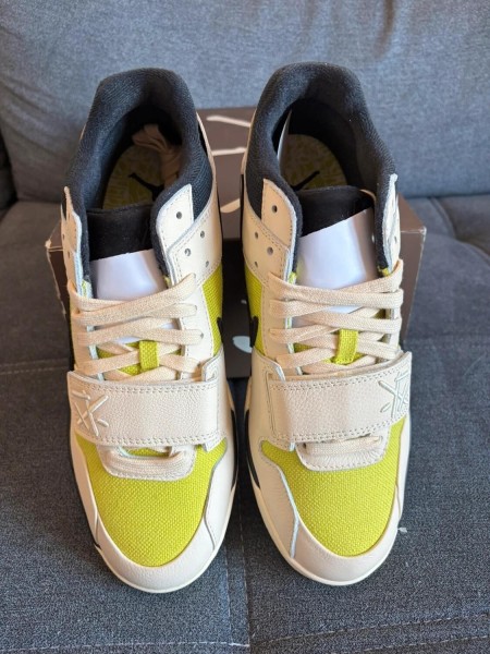 Nike x Travis Scott "Cactus Jack" Muslin 44