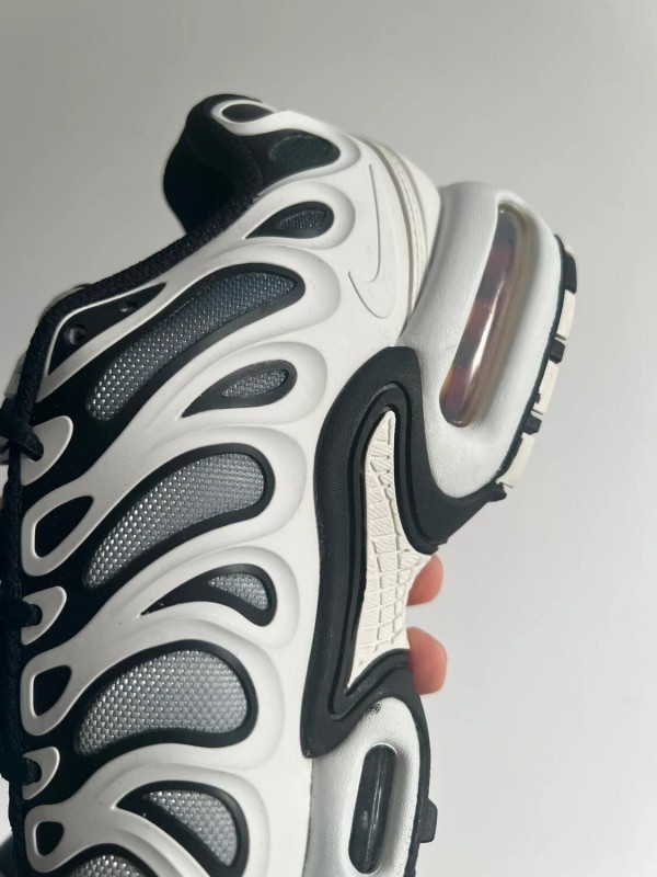 Tn Nike dry fit neuve t36,5 2