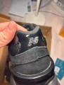 New Balance 9060 Triple Black Patent taille 43