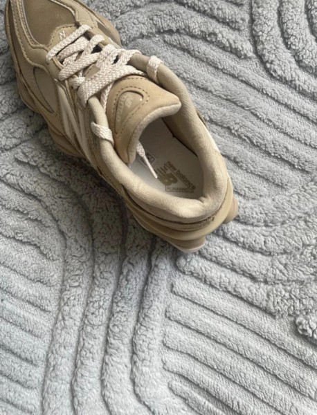 New balance 9060 exclu asos beige - 37,5