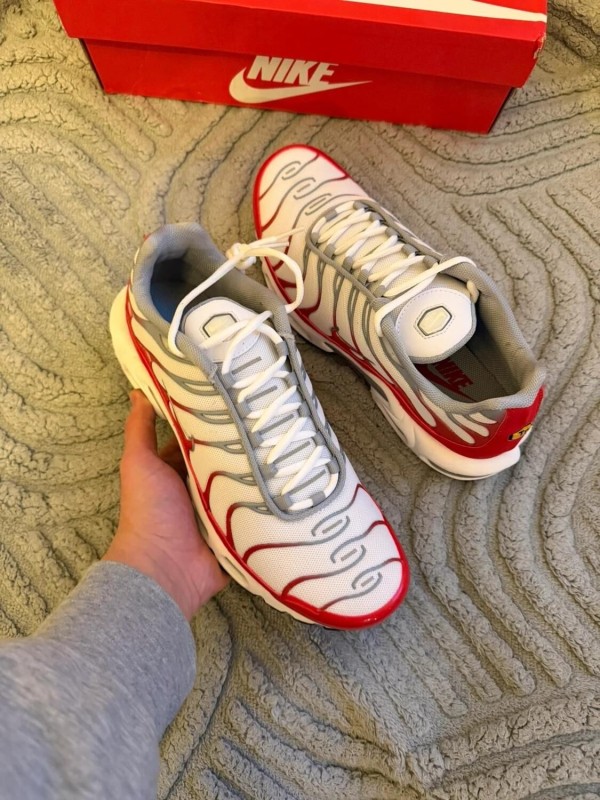 Nike Air Max Plus university red - 41 2