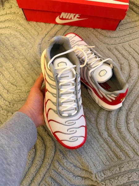 Nike Air Max Plus university red - 41