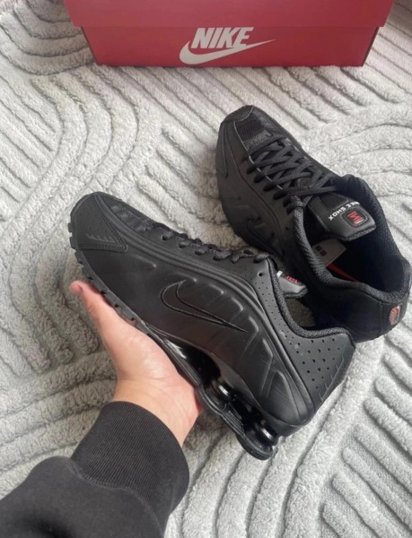Nike shox r4 black / noir - 40